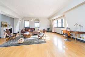 4 bedroom Apartment...